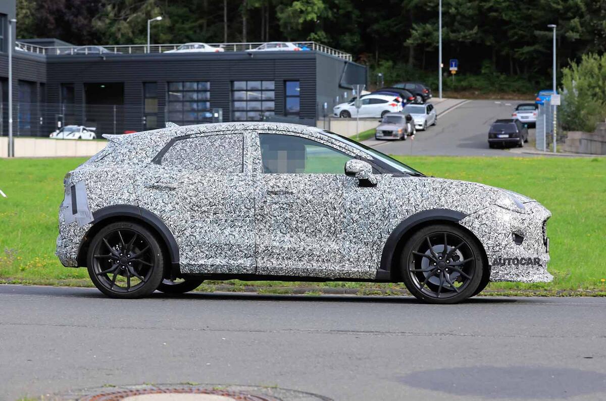 Ford Puma ST spies side
