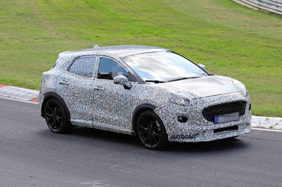 Ford Puma ST spies front side track