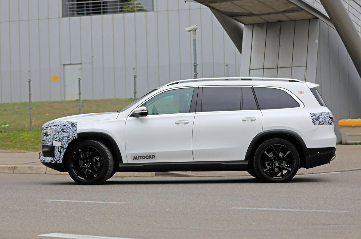 Mercedes-Maybach GLS spy shots