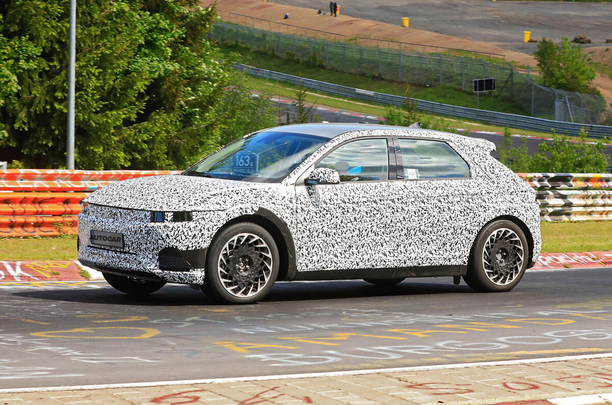 2021 Hyundai 45 New Electric Crossover Caught On Video Autocar
