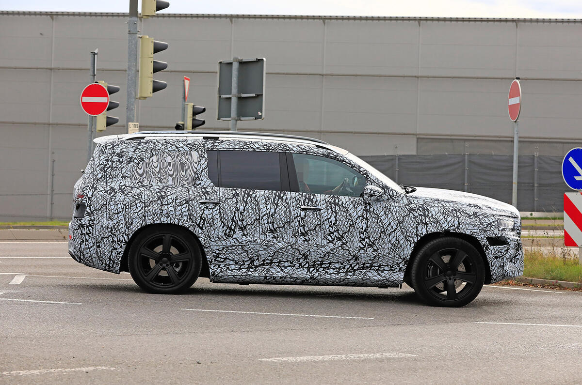 Mercedes-Maybach GLS spy shots