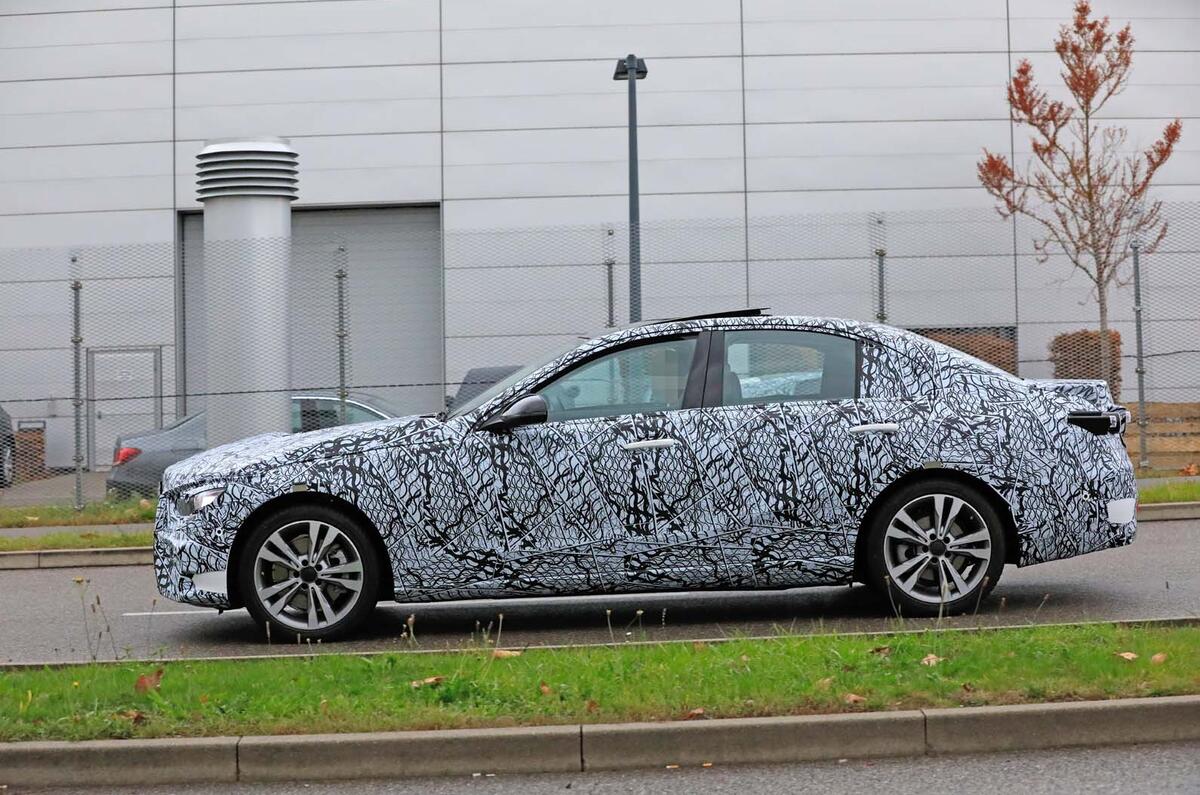 Mercedes-Benz C-class Spy shot