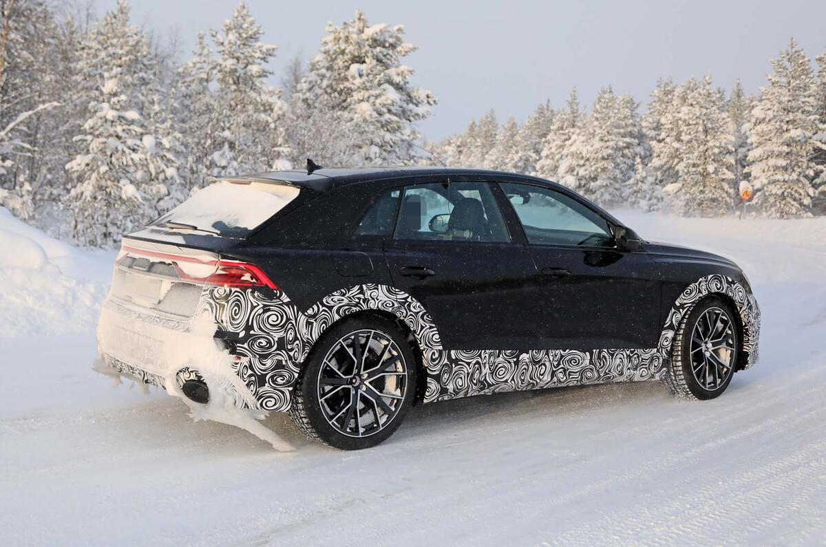Audi RS Q8 spy shots