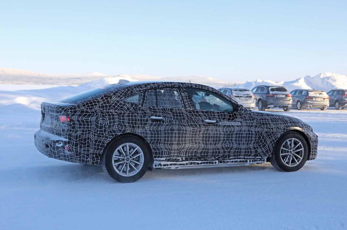 BMW i4 winter testing