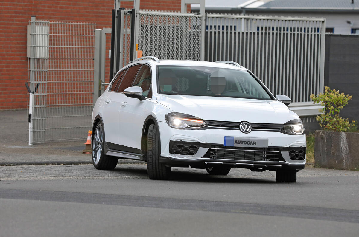 2020 Volkswagen Golf R estate prototype