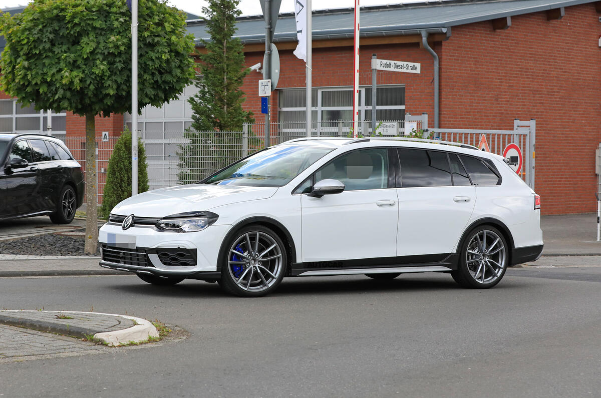 2020 Volkswagen Golf R estate prototype