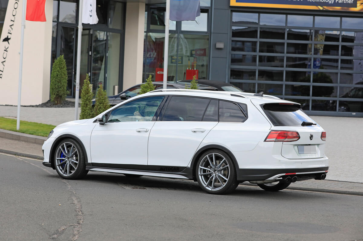 2020 Volkswagen Golf R estate prototype