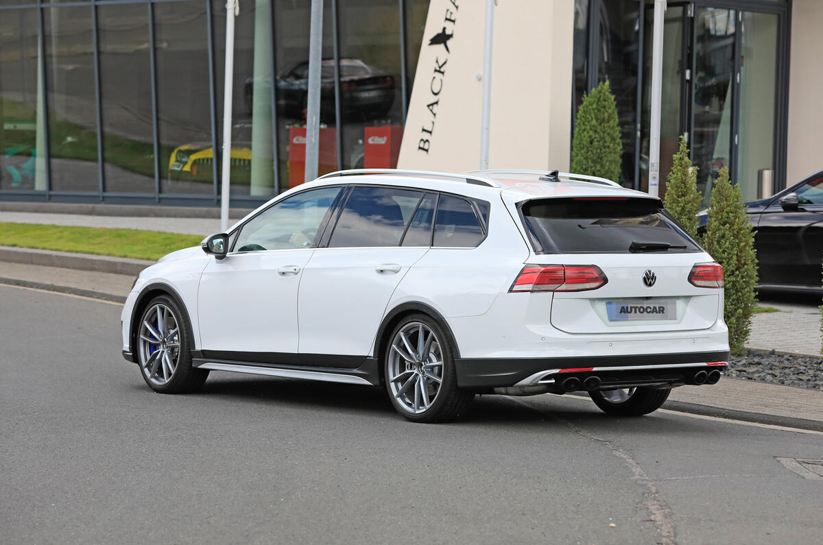 2020 Volkswagen Golf R estate prototype