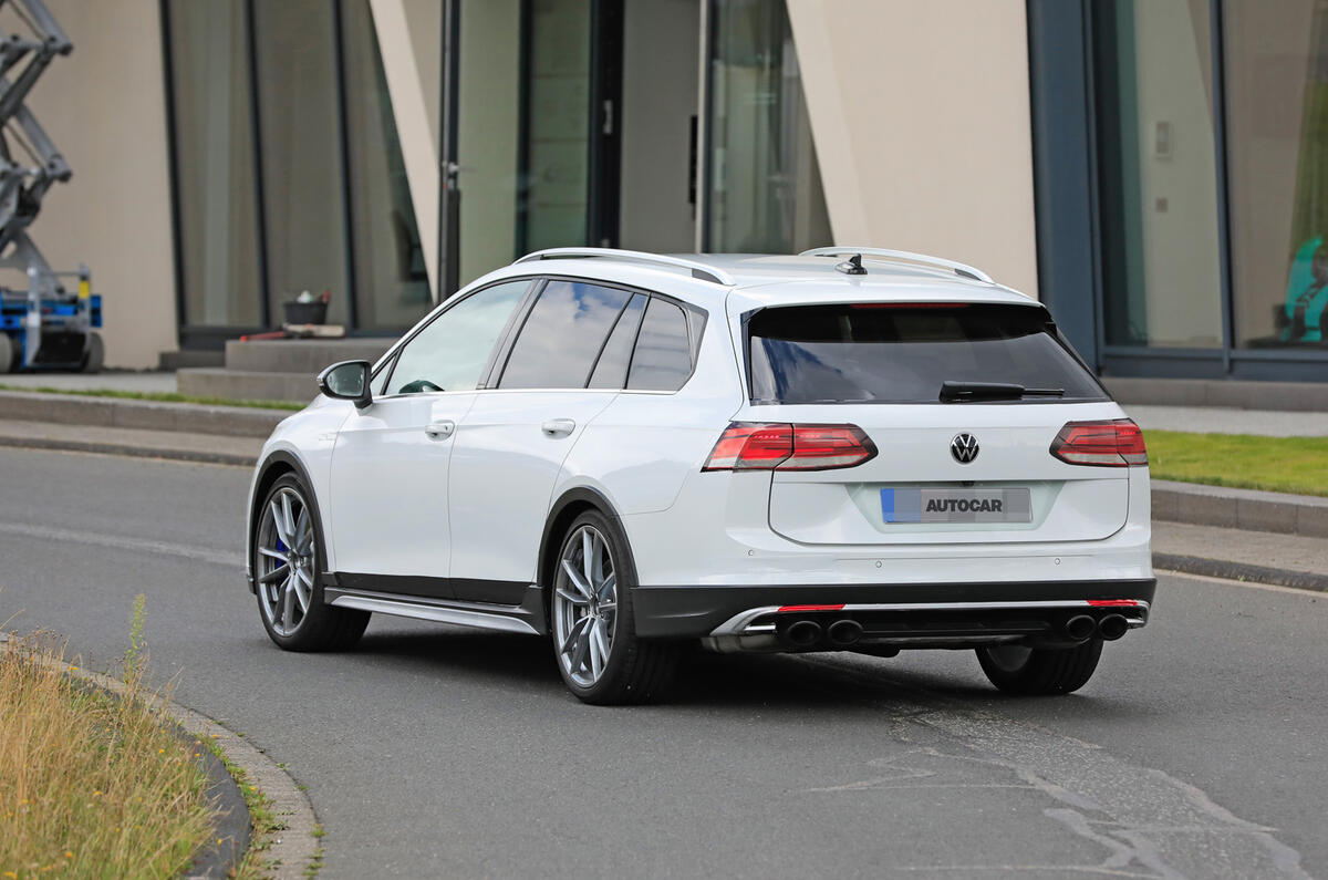 2020 Volkswagen Golf R estate prototype