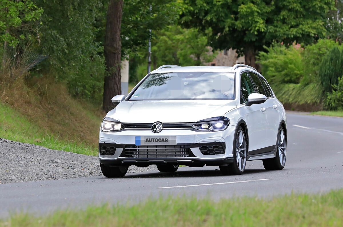 2020 Volkswagen Golf R estate prototype