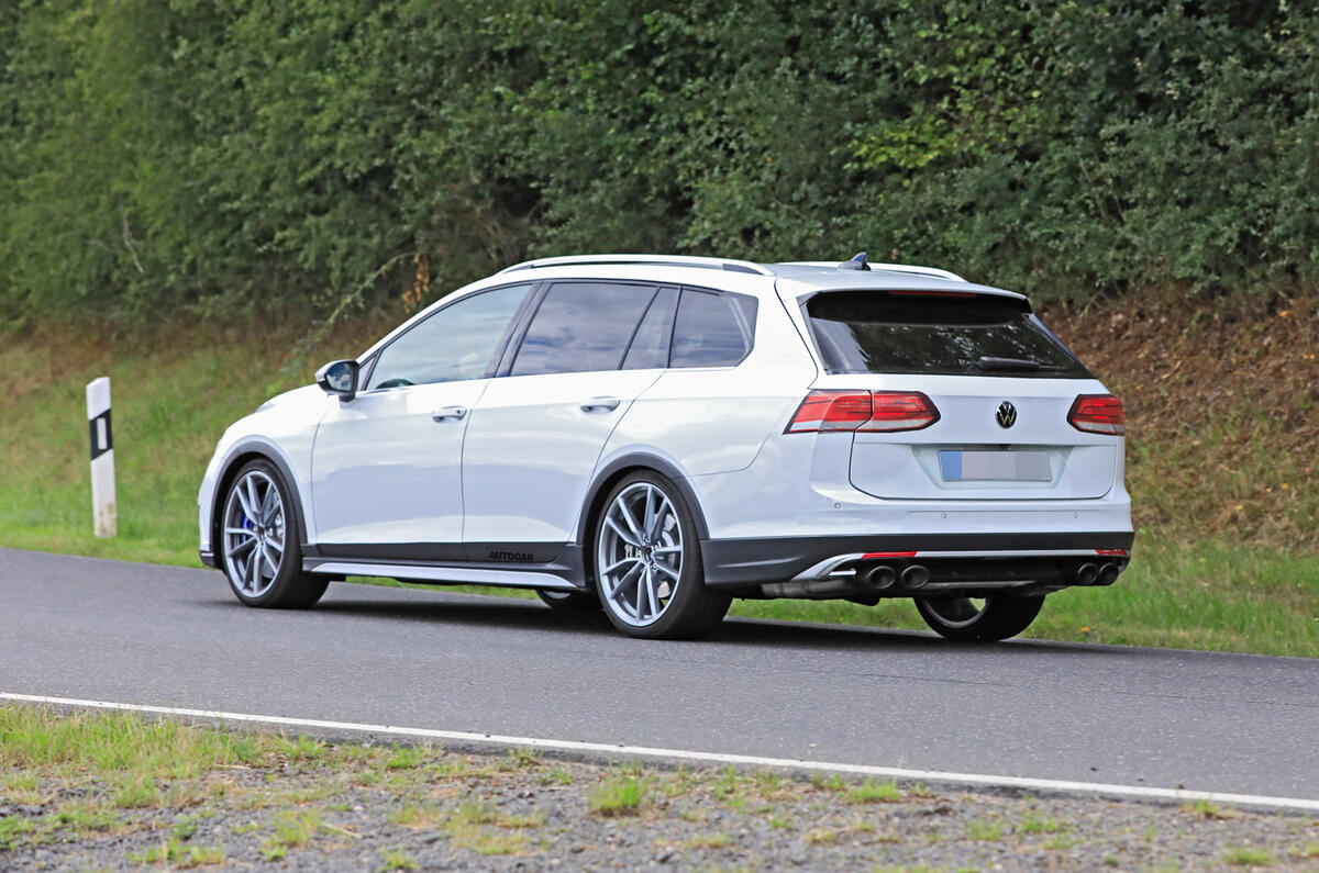 2020 Volkswagen Golf R estate prototype