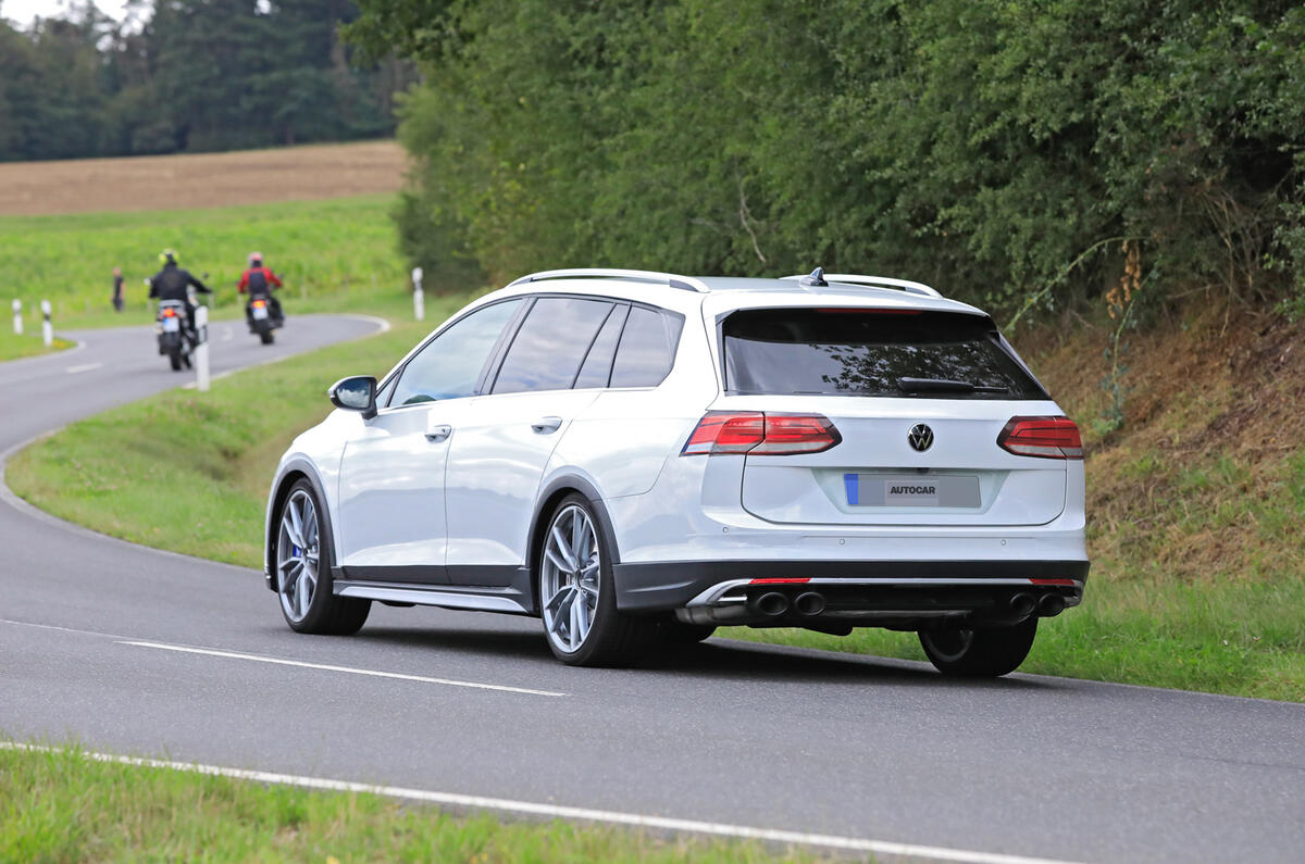 2020 Volkswagen Golf R estate prototype