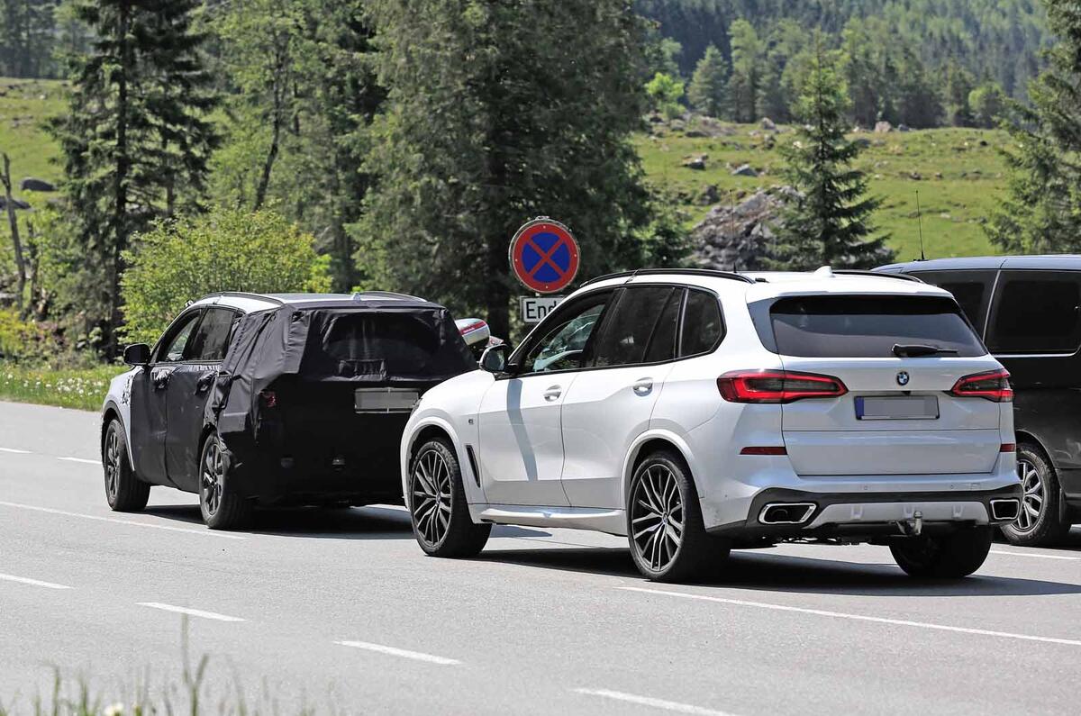 New 2020 Kia Sorento To Get Plug In Hybrid Variant Autocar