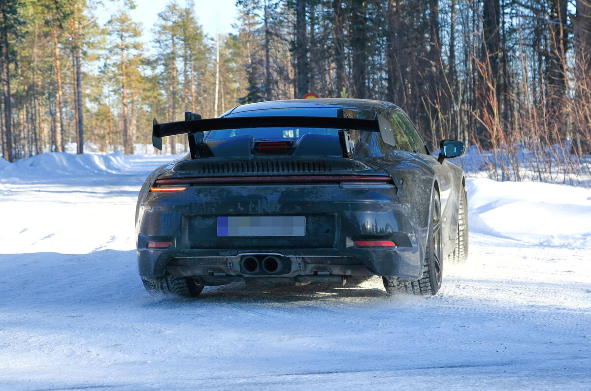 2020 Porsche 911 GT3 winter testing spies 