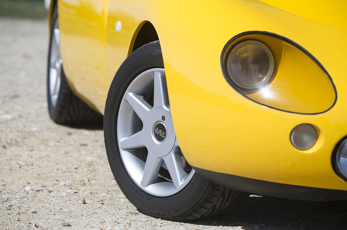 TVR Griffith headlights