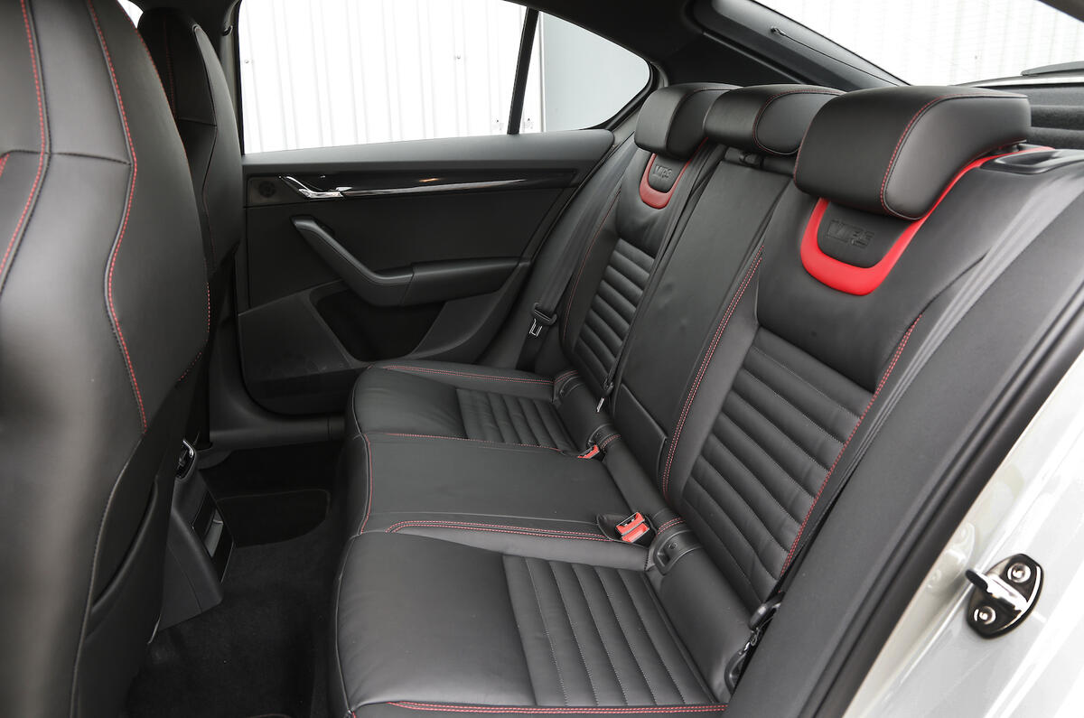 2016 Skoda Octavia Vrs 2 0 Tdi 184 Dsg 4x4 Review Review Autocar