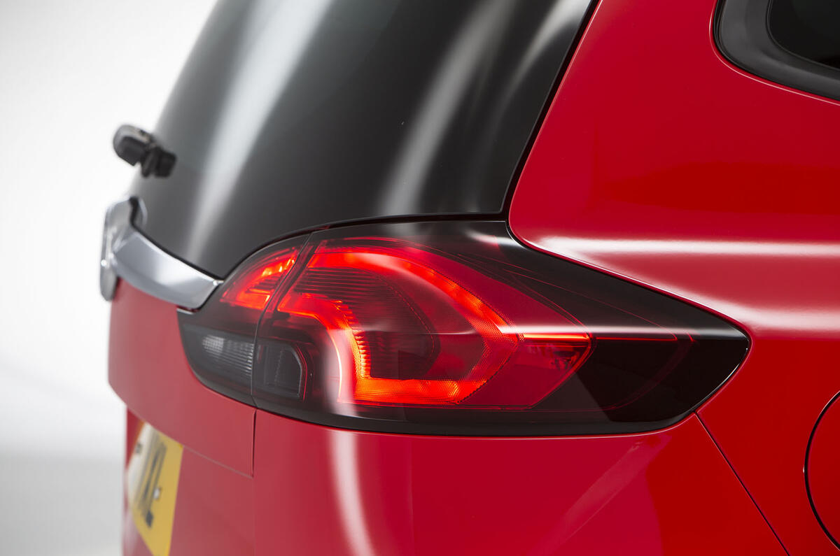 2016 Vauxhall Zafira Tourer New Pictures Autocar