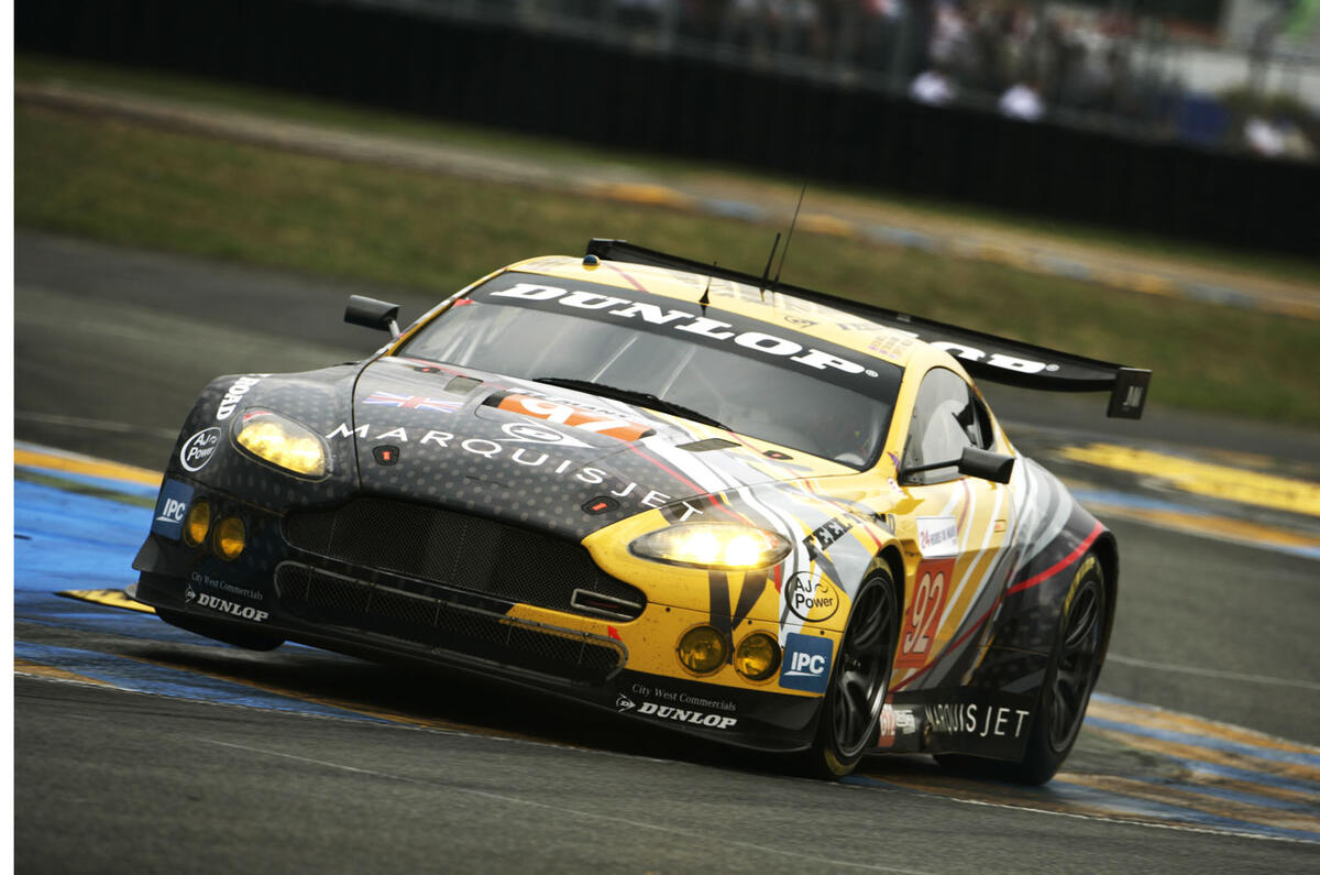 Aston Martin Vantage GT2