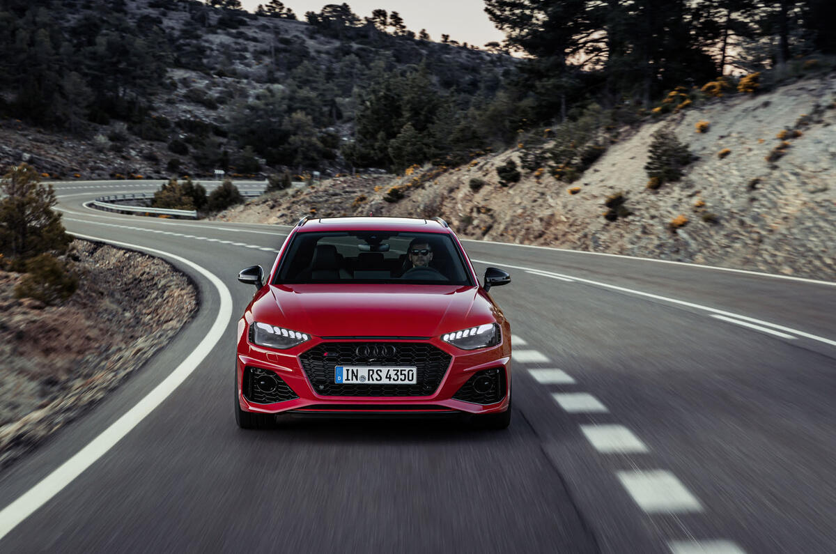 Audi Updates Rs4 Avant With More Aggressive Styling For