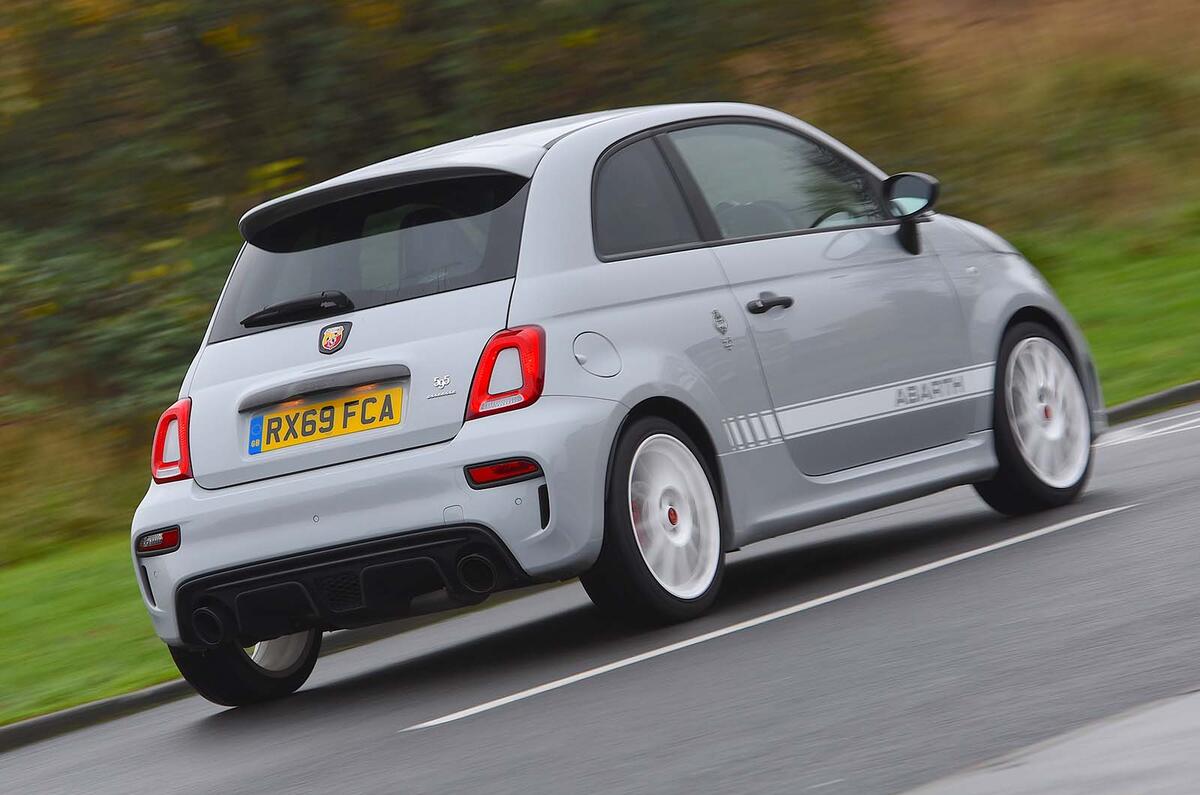 Abarth 595 Esseesse 2019 rear three quarter