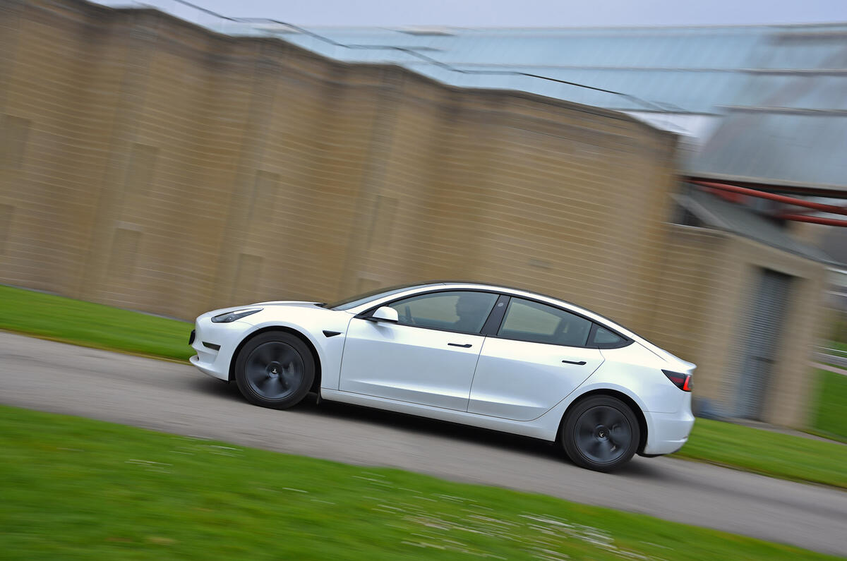 AC Awards Tesla Model 3   WW 22   20220330 0176