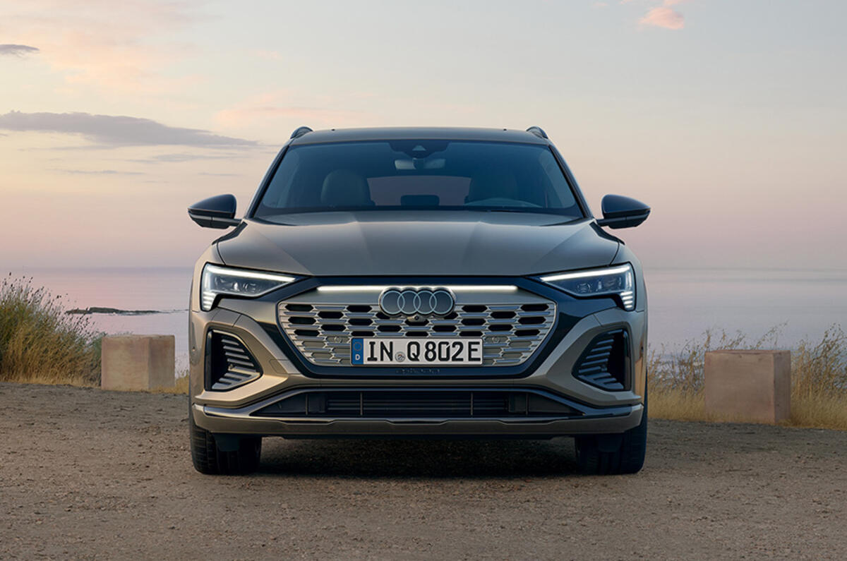 Audi Q8 etron 8 ways it amps up the allelectric SUV Autocar