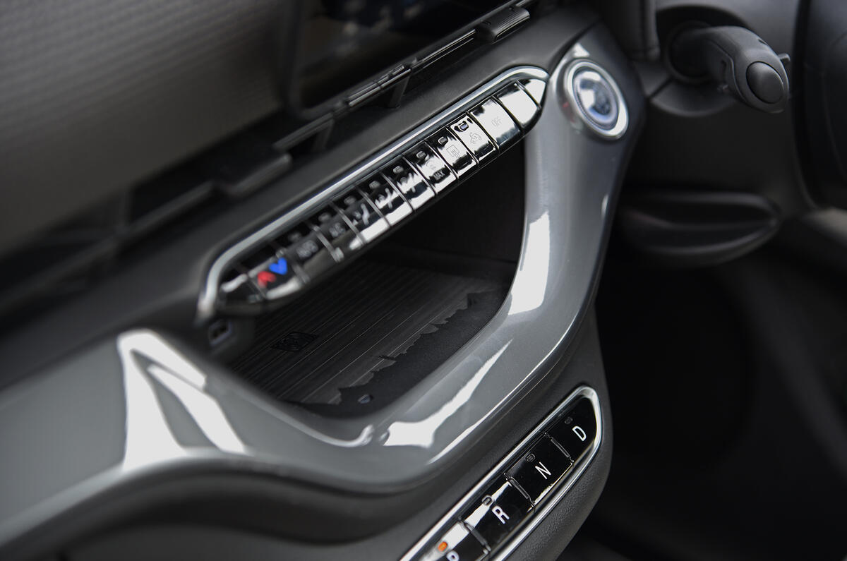 AC Awards Fiat 500e    WW 22   20220329 0129