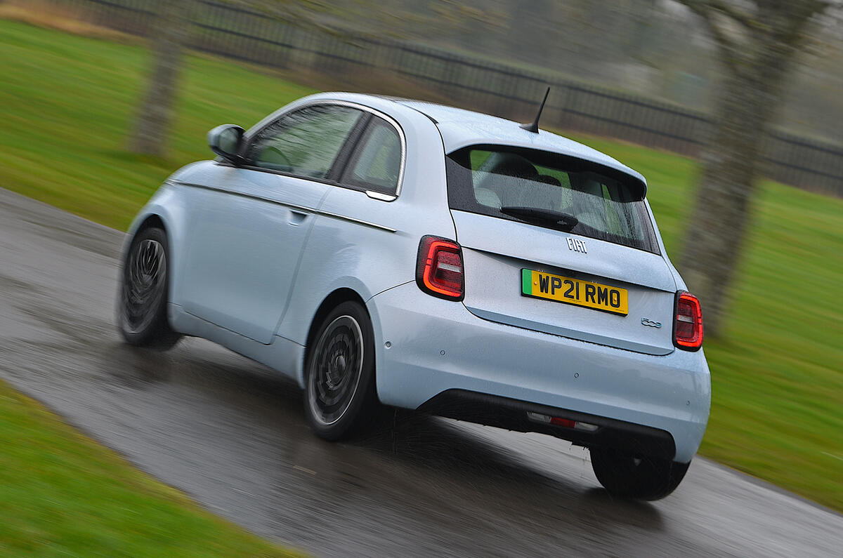 AC Awards Fiat 500e    WW 22   20220329 0131