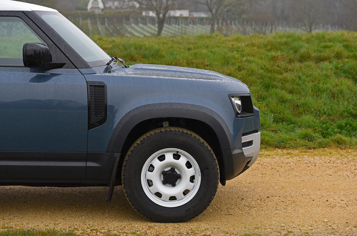 AC Awards LR Defender 90   WW 22   20220329 0163