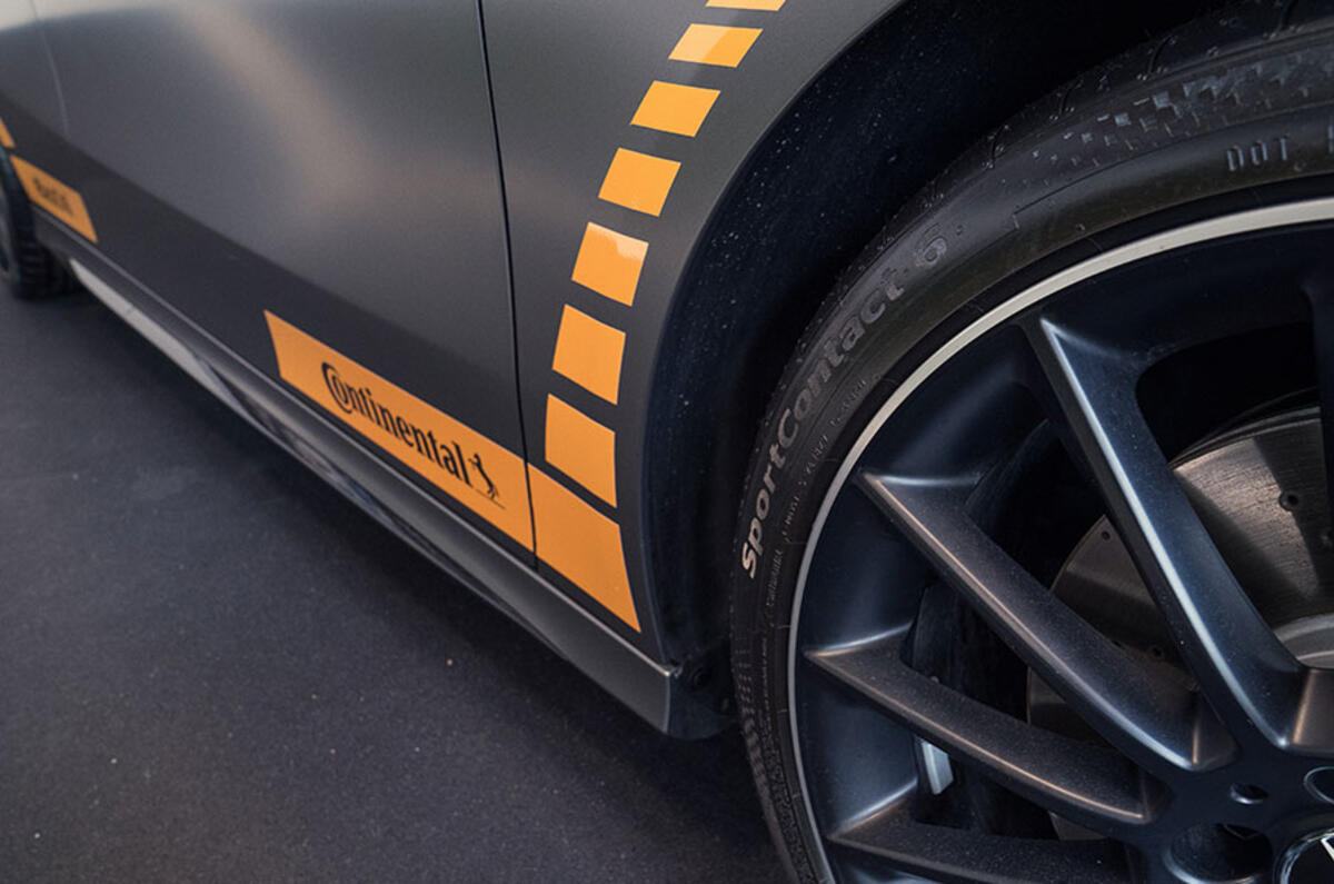 Continental’s high-performance SportContact™ 6 tyre delivers the ultimate levels of grip and stability