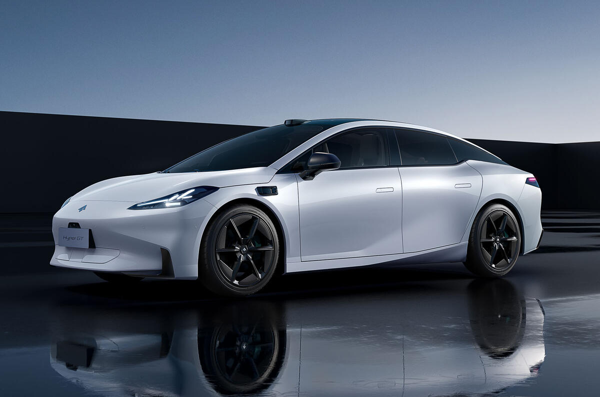 aion-hyper-gt-front-quarter-static-render.jpg