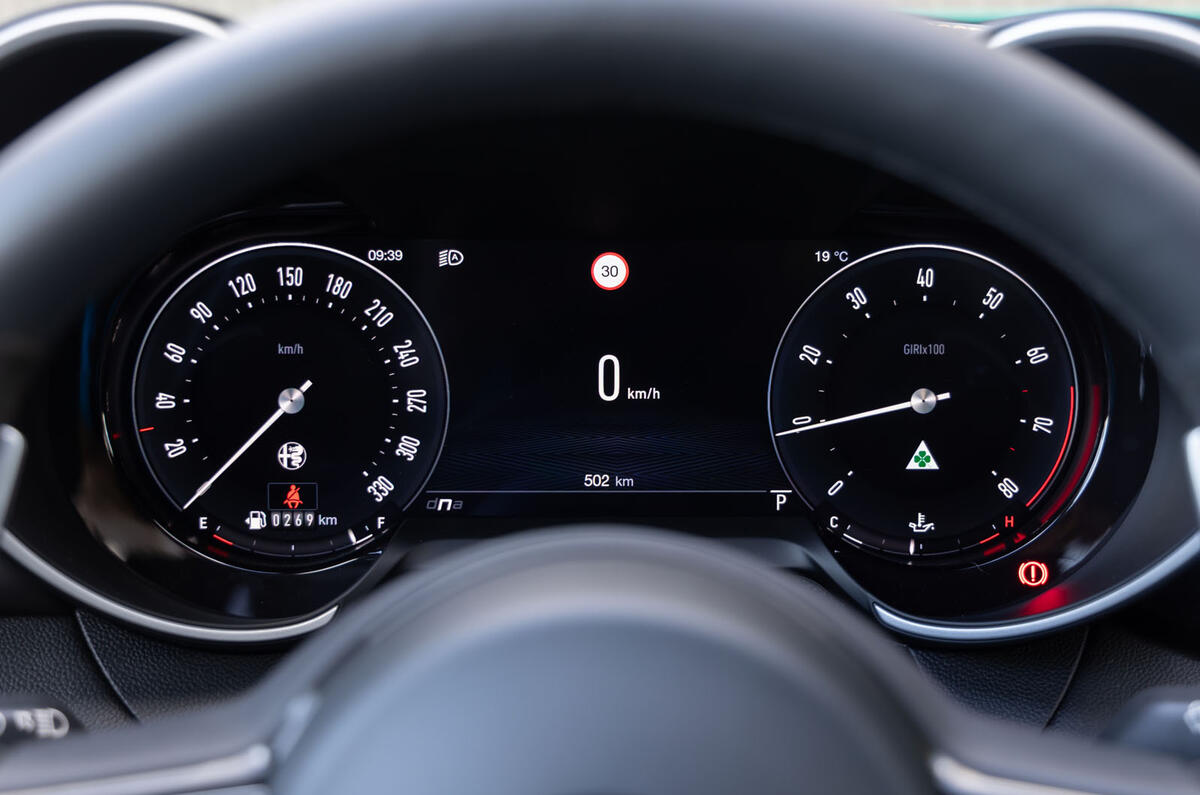 alfa romeo giulia quadrifoglio 100years review 07 dials