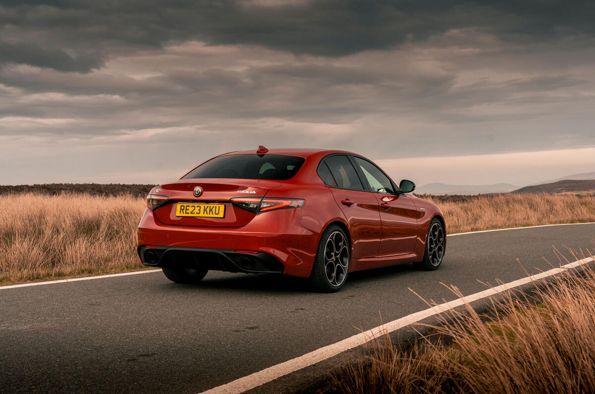 alfa romeo giulia veloce review 2023 25 static rear