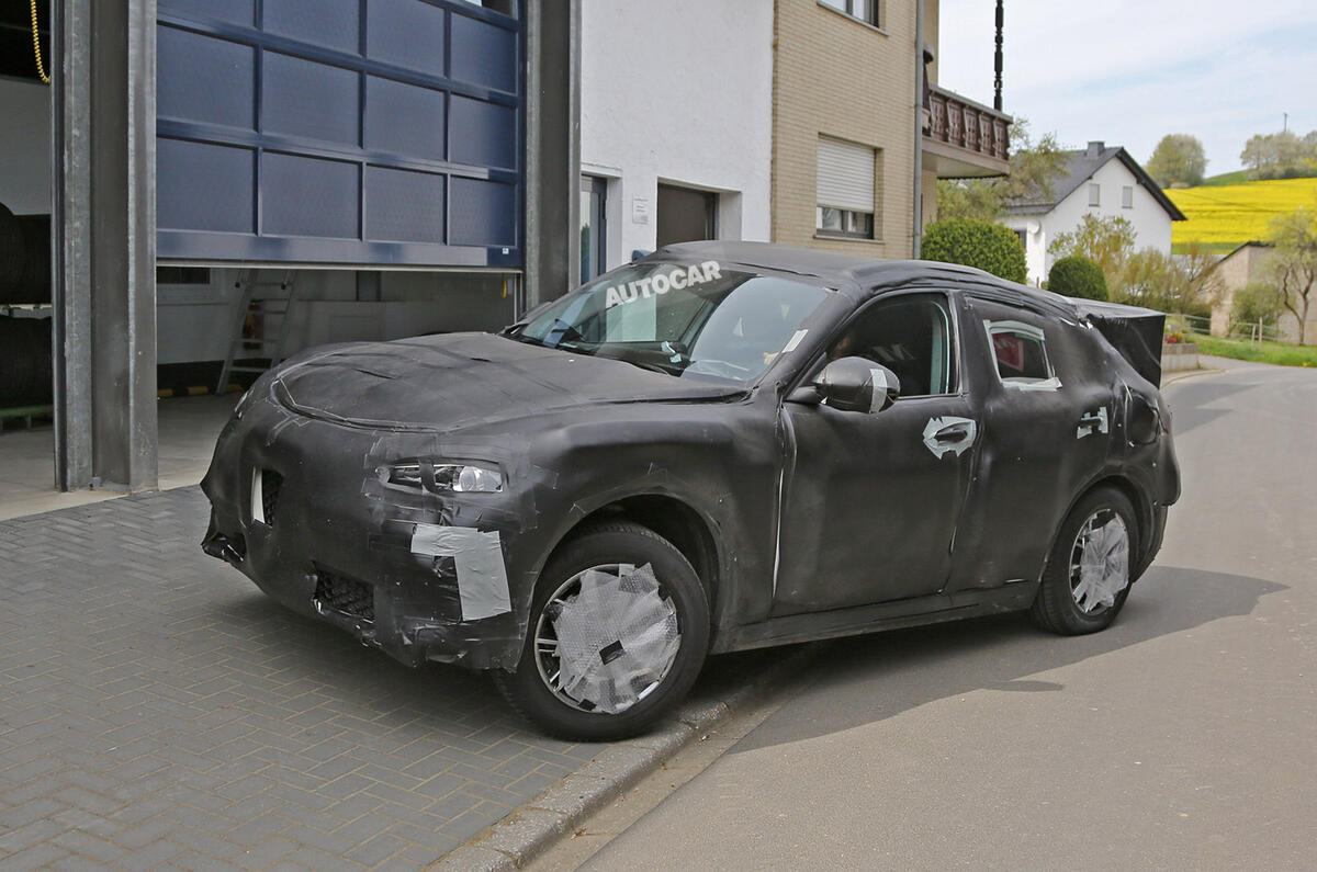 Alfa Romeo Stelvio mule