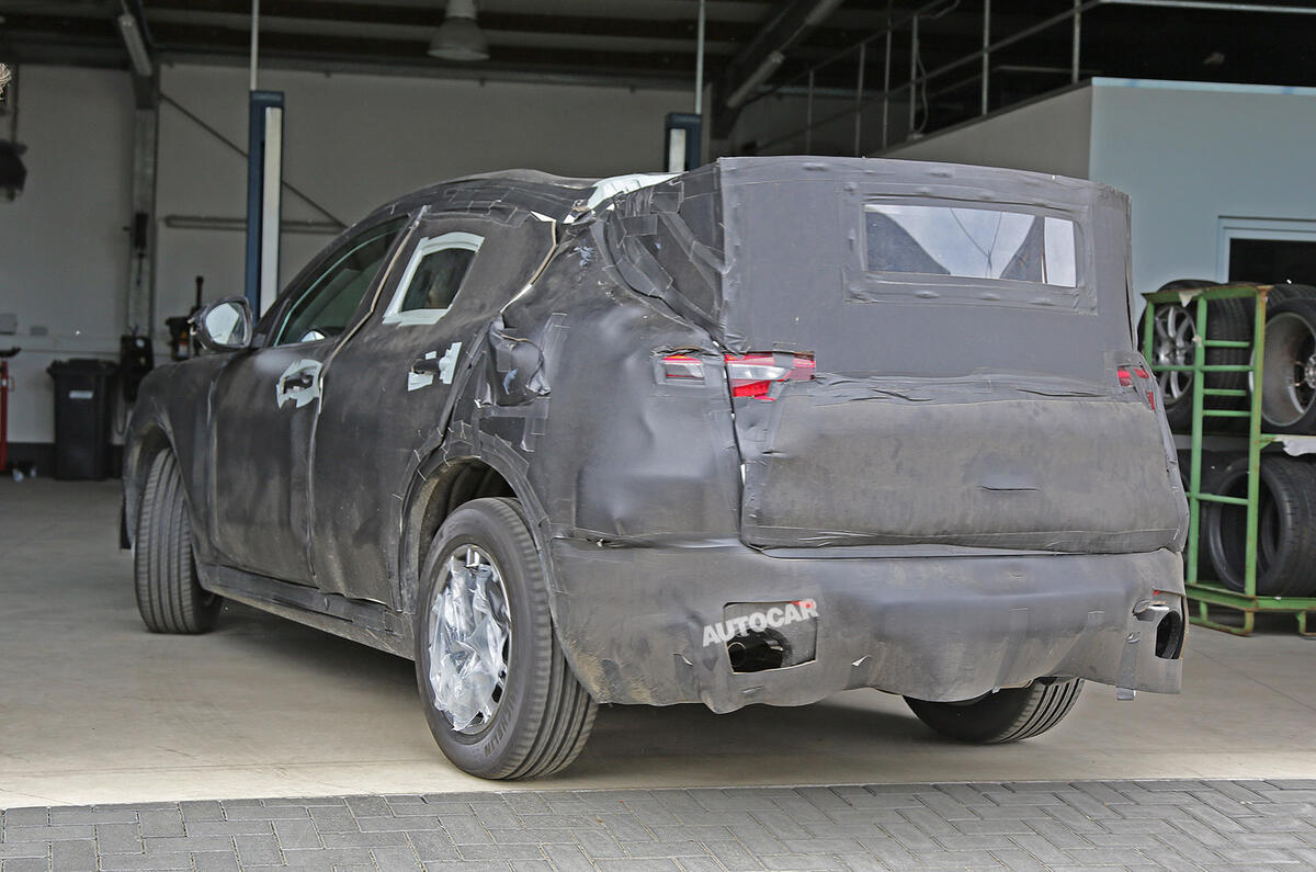 Alfa Romeo Stelvio mule