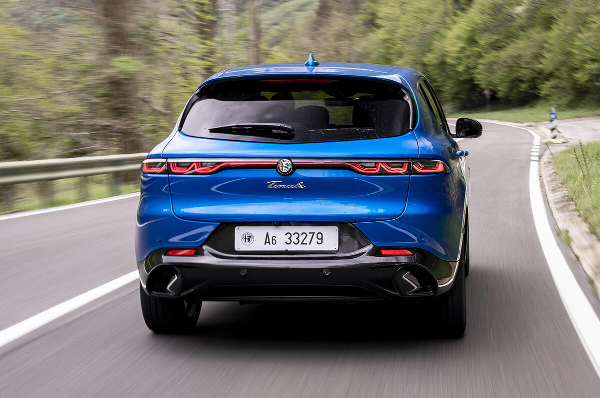 دینامیک عقب آلفارومئو دینامیک عقب آلفارومئو