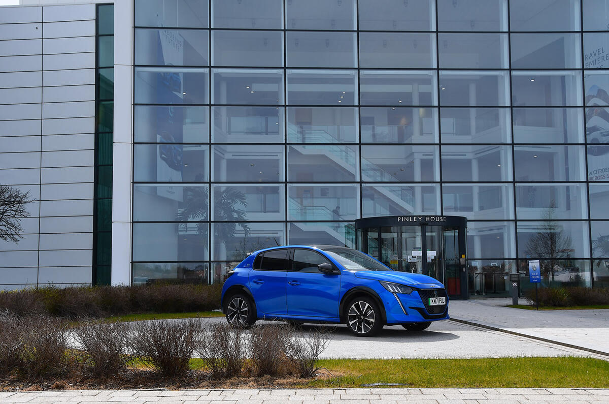 Alison Jones Stellantis20220411 6937