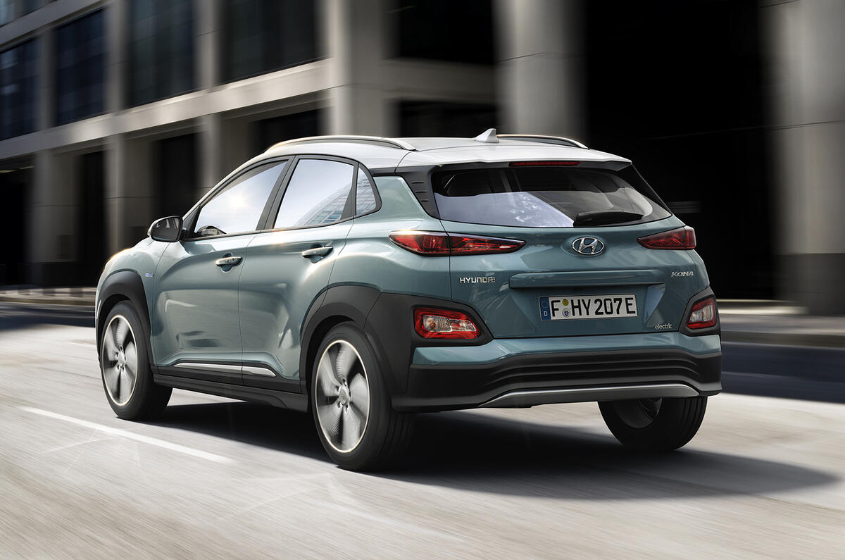 Hyundai Kona Electric Gets Sub 163 25 000 Price Autocar