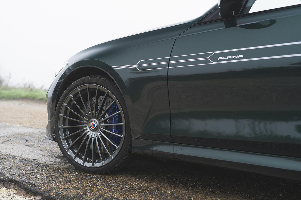 alpina b3 touring 2023 07 roue