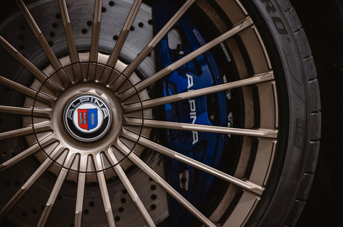 alpina b5 gt rview 2023 09 wheel