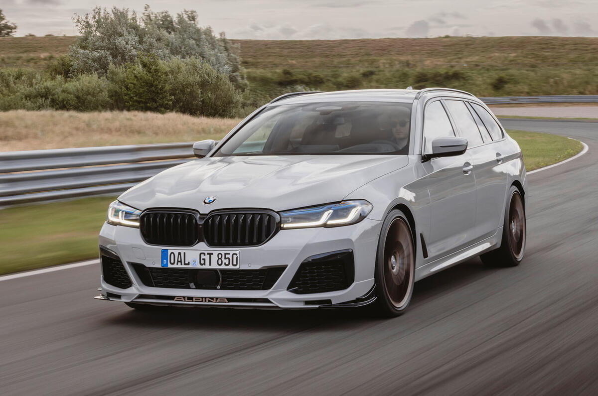 alpina b5 gt touring review 2023 01 tracking front