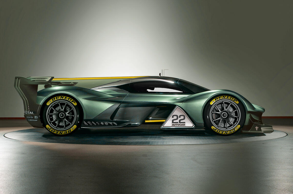 AM-RB 001 racing render