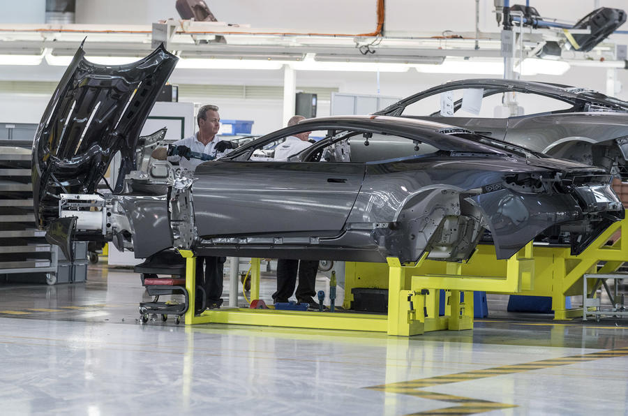 UK car manufacturing falls 4.4% in February