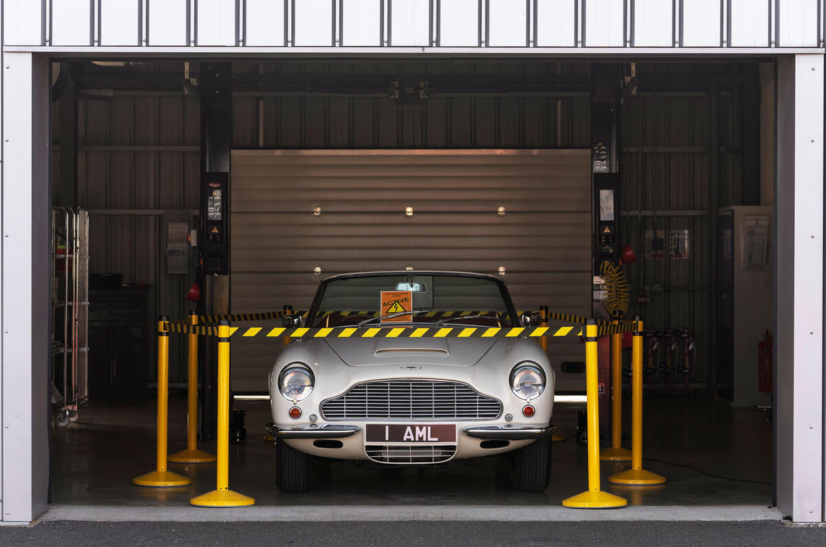 [Actualité] Aston Martin : From Britain with love - Page 6 Aston_martin_db6_ev_concept_c_photo_max_earey_001