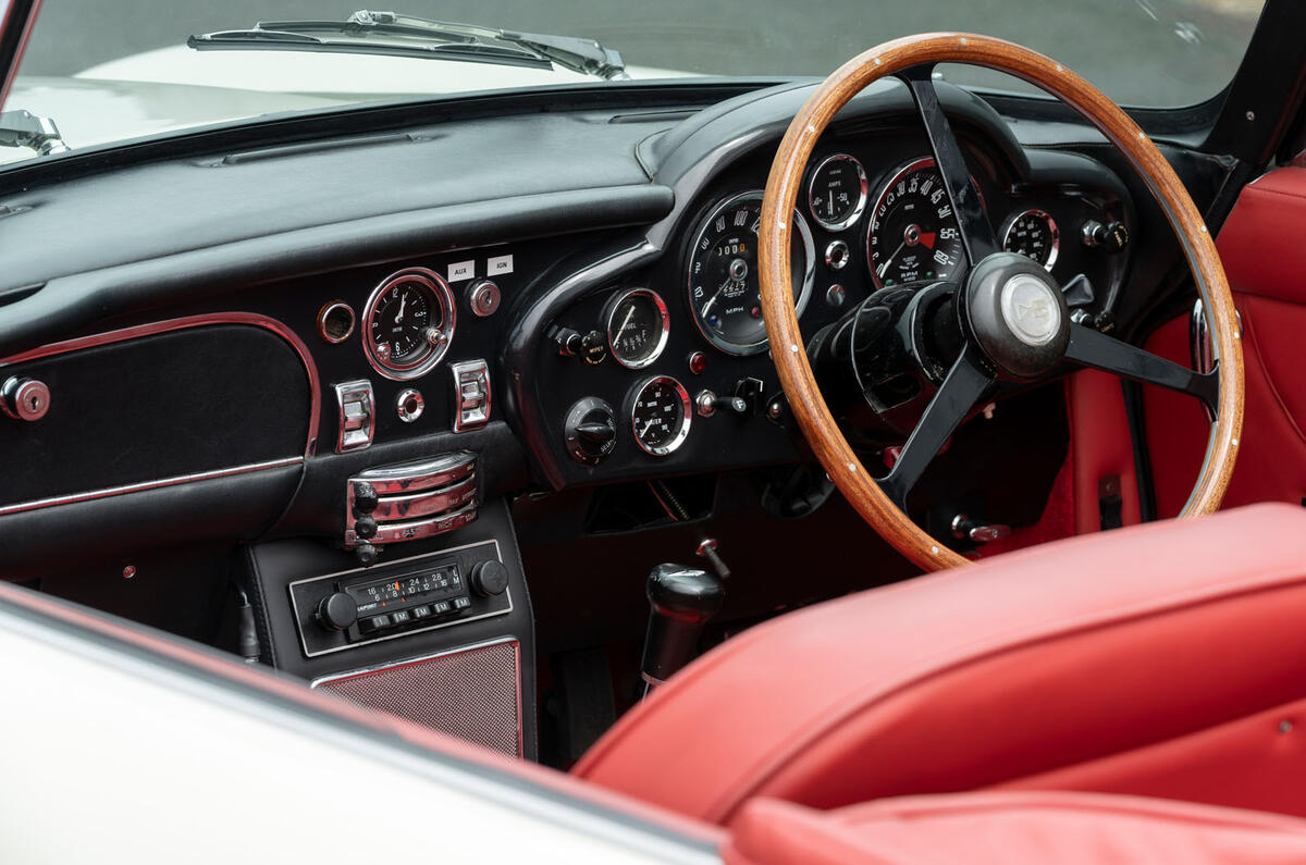 [Actualité] Aston Martin : From Britain with love - Page 6 Aston_martin_db6_ev_concept_c_photo_max_earey_023