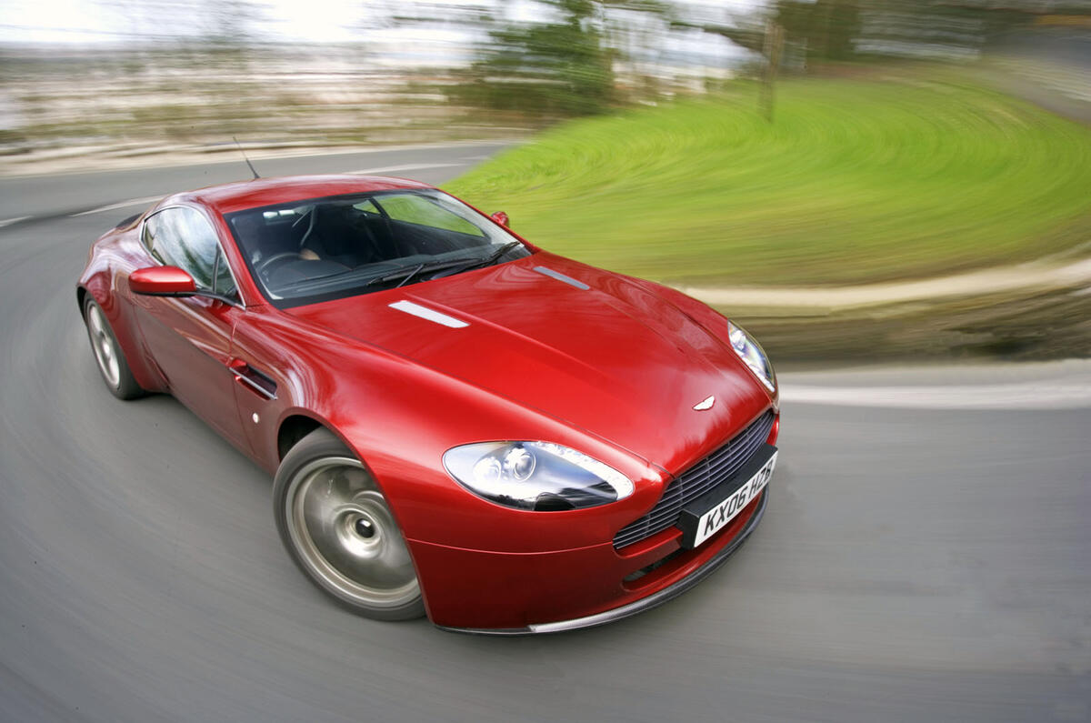 Aston Martin V8 Vantage