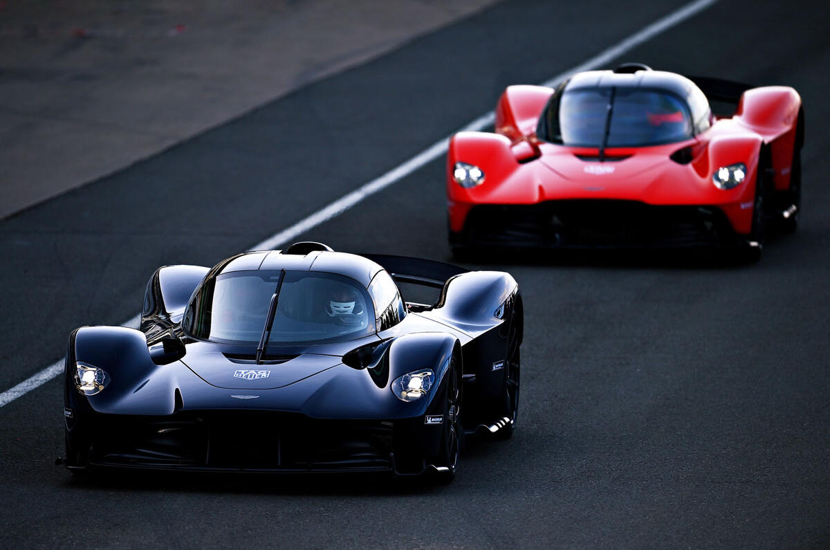 Aston Martin Valkyrie driven by Red Bull F1 drivers - twin