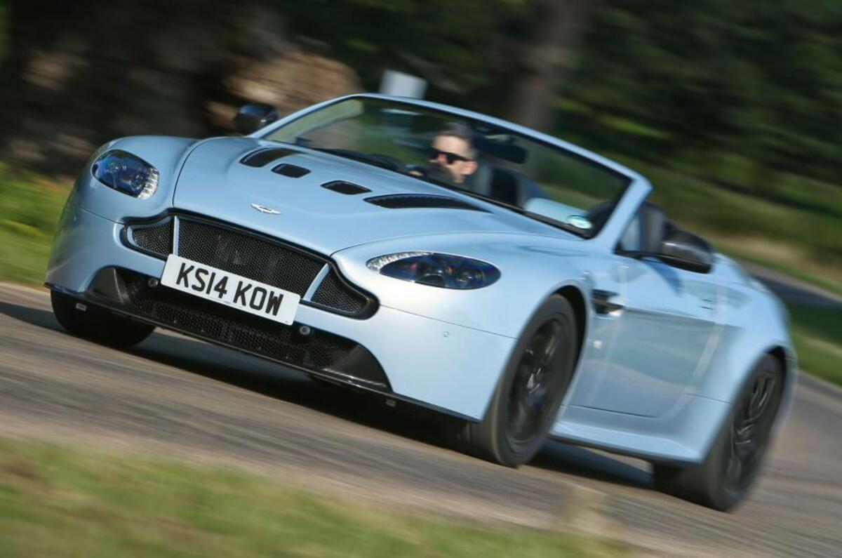 Aston Martin V12 Vantage S Roadster