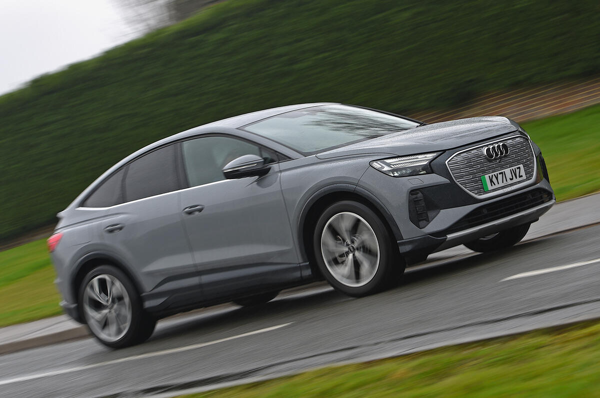 Audi Q4 e tron sportback 2022 front quarter tracking