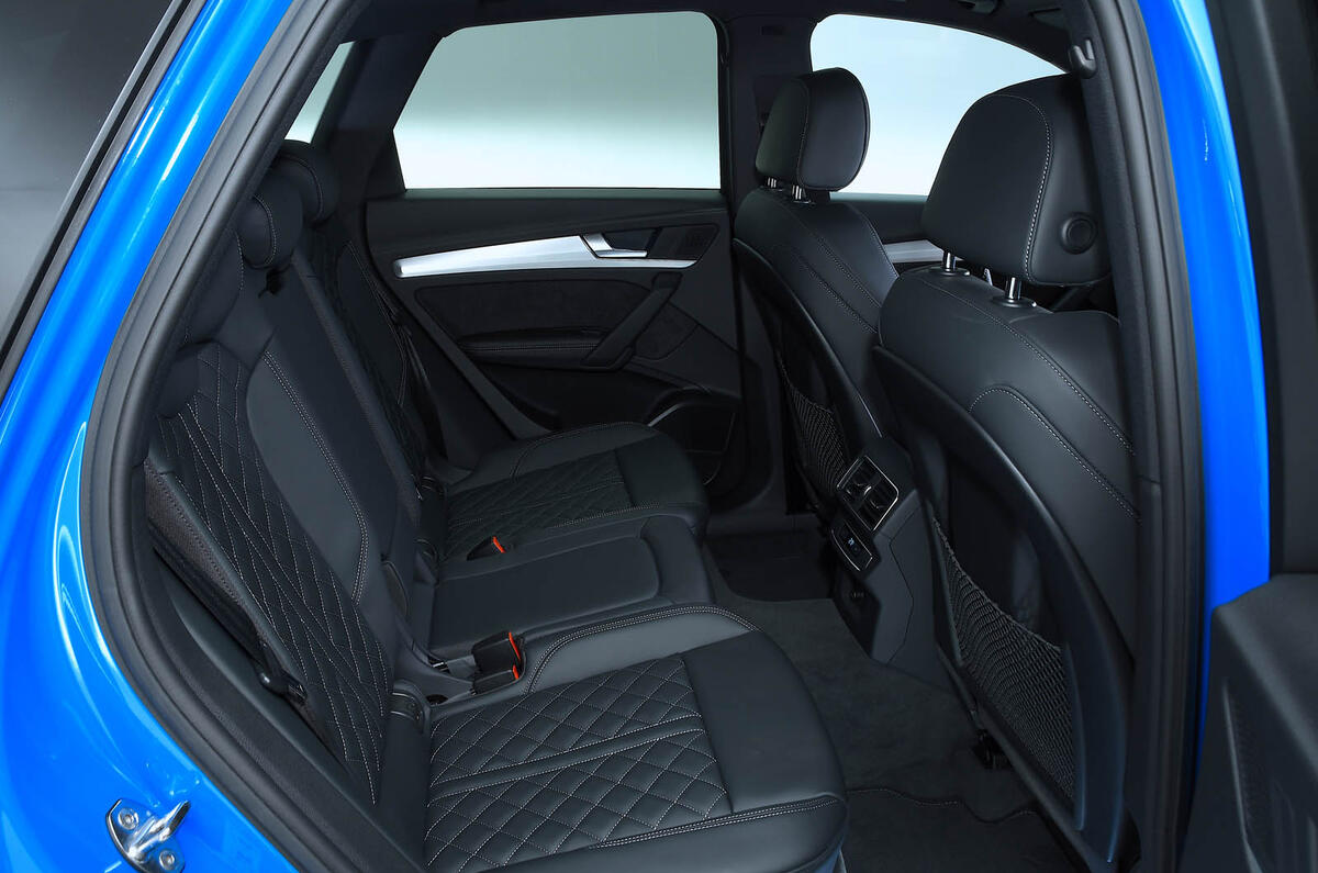 Audi Q5 55 TFSIe quattro rear seats